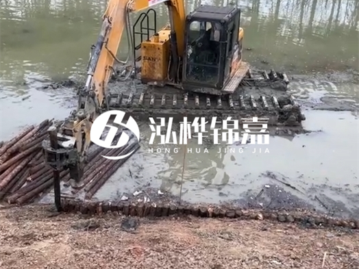 河道木材松木樁怎么選？河道工程用什么規(guī)格松木樁？