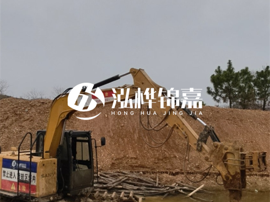 4 米防汛木樁多少根可以送貨上門？3 米松木樁 11-13 公分價(jià)格是多少？