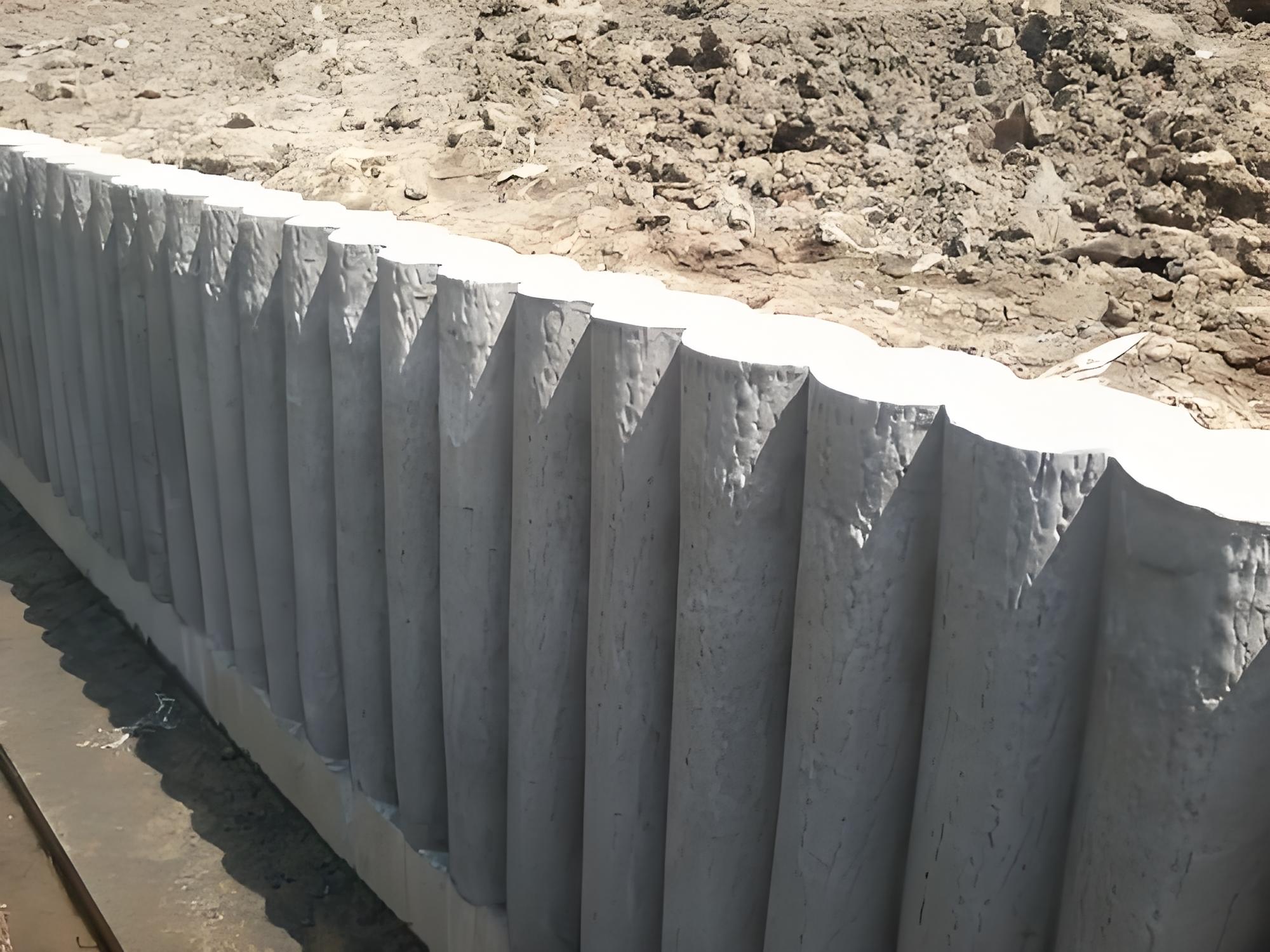 水泥樁批發(fā)廠家泓樺錦嘉-水泥仿木樁的樁適用哪些場(chǎng)景？